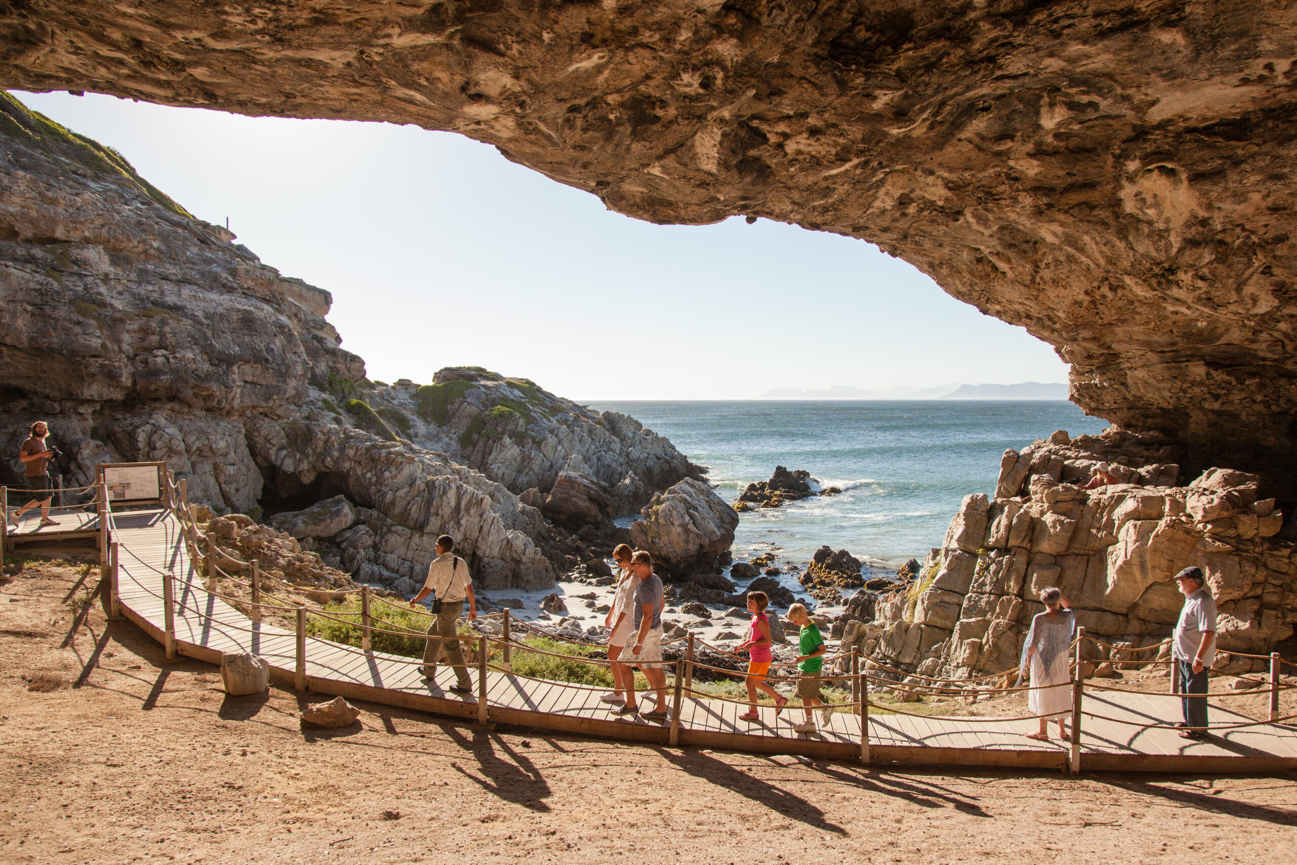 38-activity-cave-tour4 - Go Do Africa